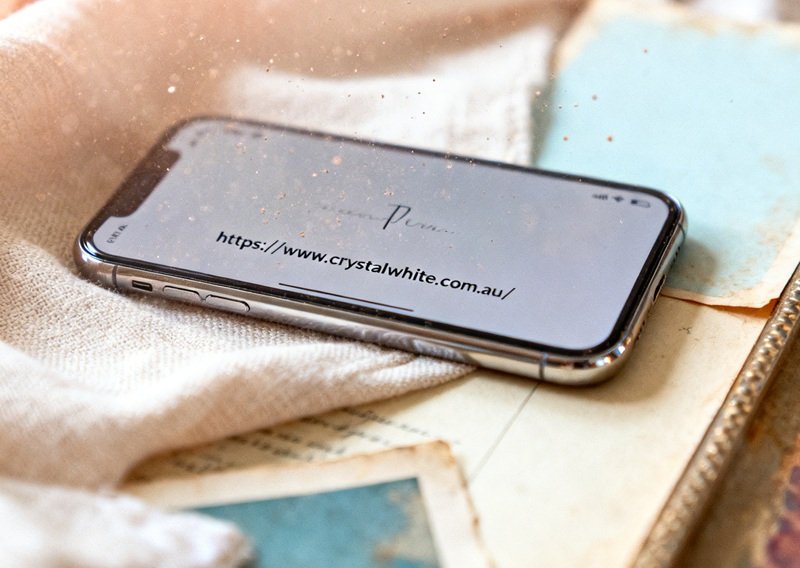 Crystal White Crystal White